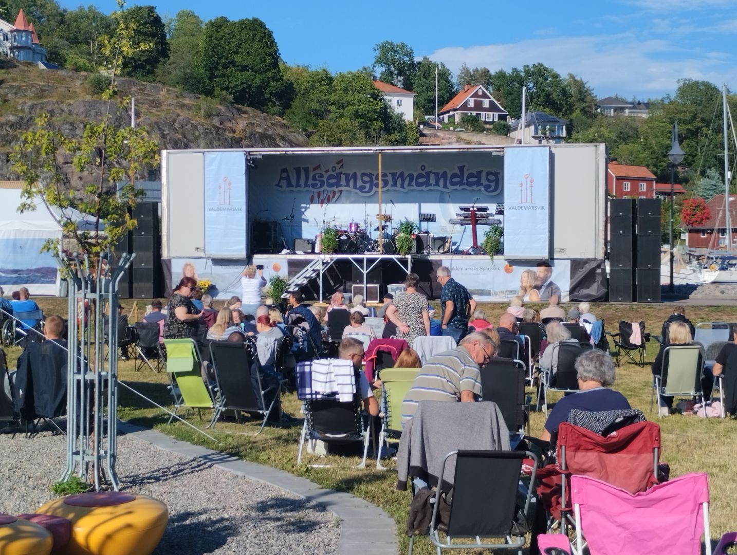 Foto på publiken under Allsångsmåndag 2023.